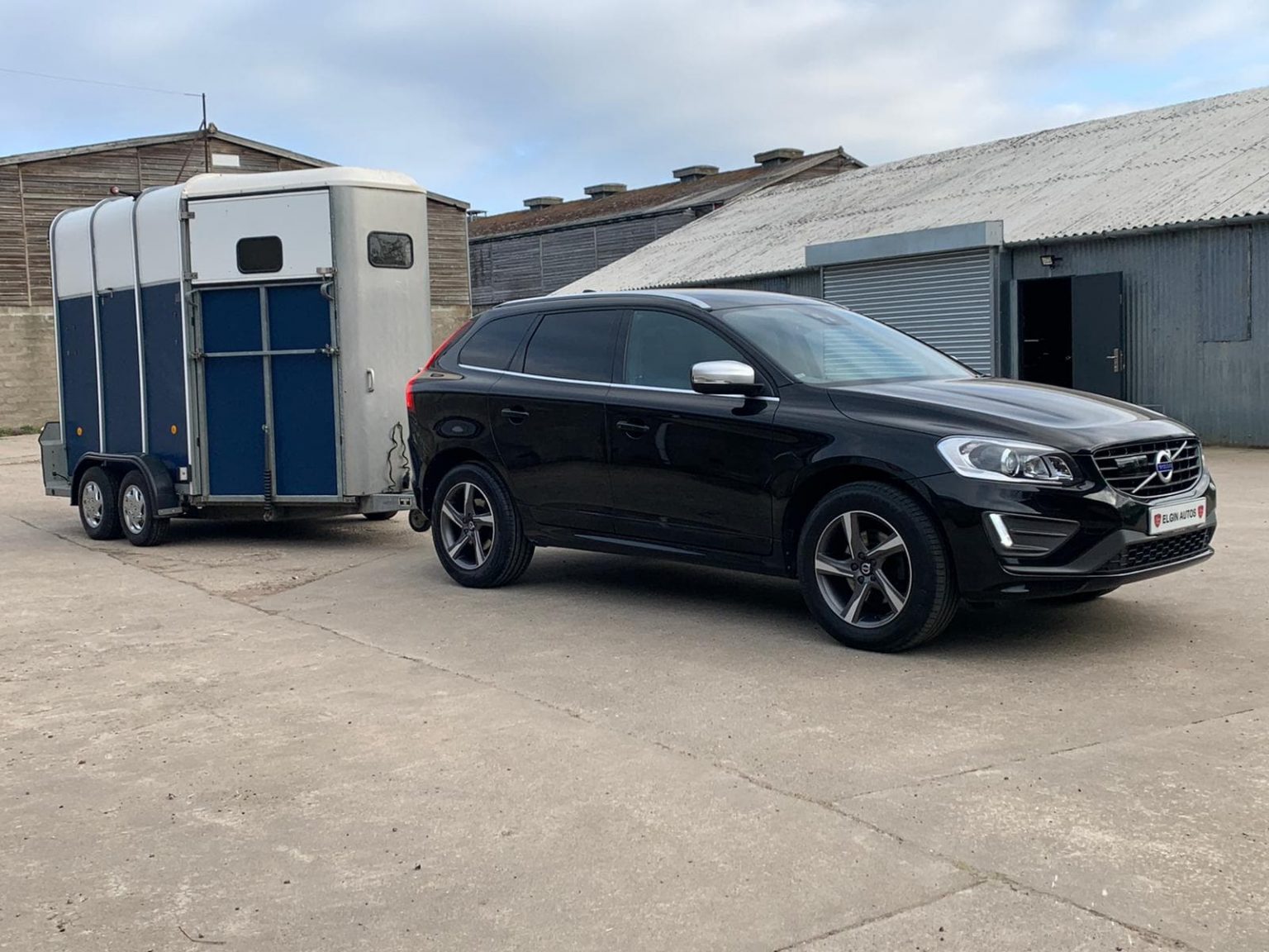 Volvo XC60 R Design with Ifor Williams 510 Horse Box Bounty Competitions