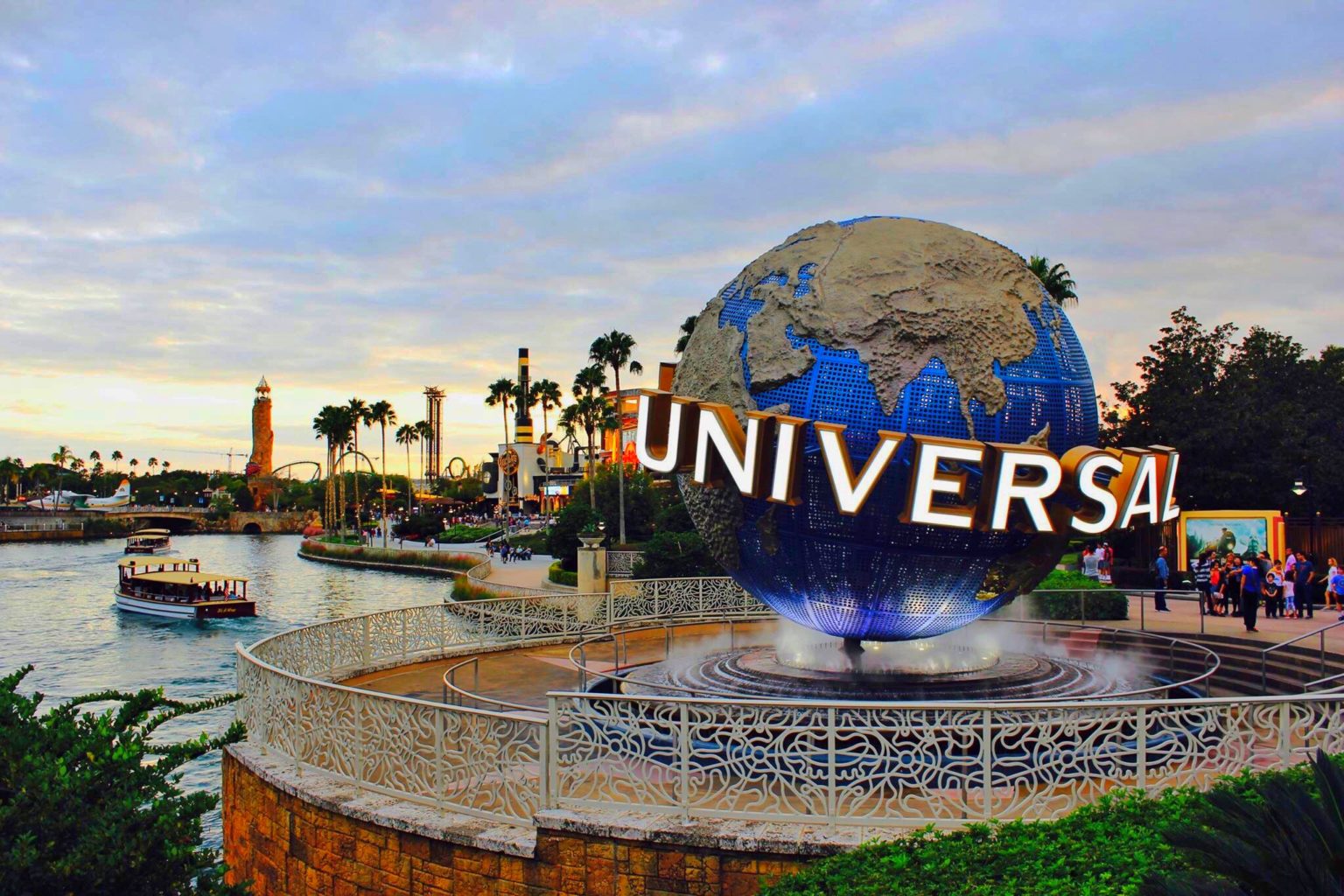 Disney World/Universal Studios Orlando Holiday Package 2022 (DRAWN 31.